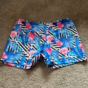 Exo booty shorts, in great condition, size m